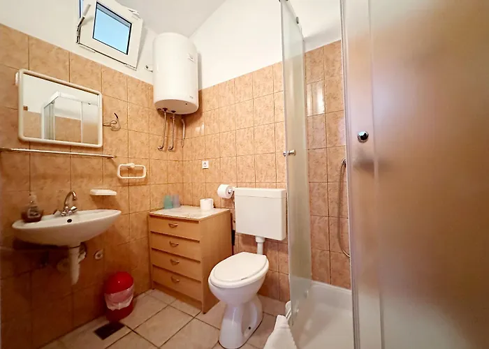 Tomo דירה זאוסטרוג