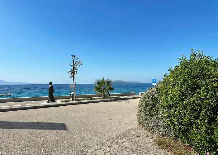 Tomo דירה זאוסטרוג